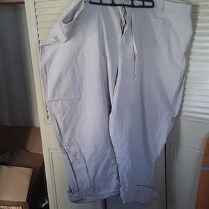 Khaki capris